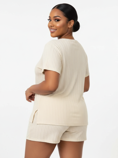 SHEIN Essnce Plus Size Women's Spring And Summer New Style Commuting French Fashion Casual Home Slit T-Shirt & Tight Shorts 2 Piece Set